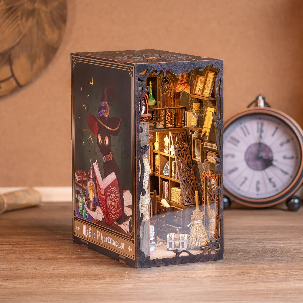 Magic Pharmacist | DIY 3D Book Nook Miniature Kit